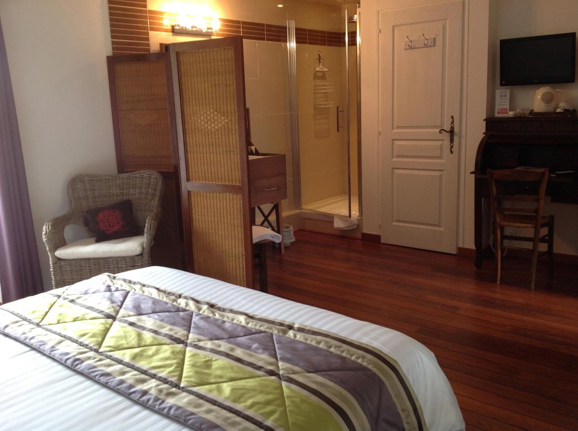 Bed and Breakfast Au Relais De Chaussy Номер фото
